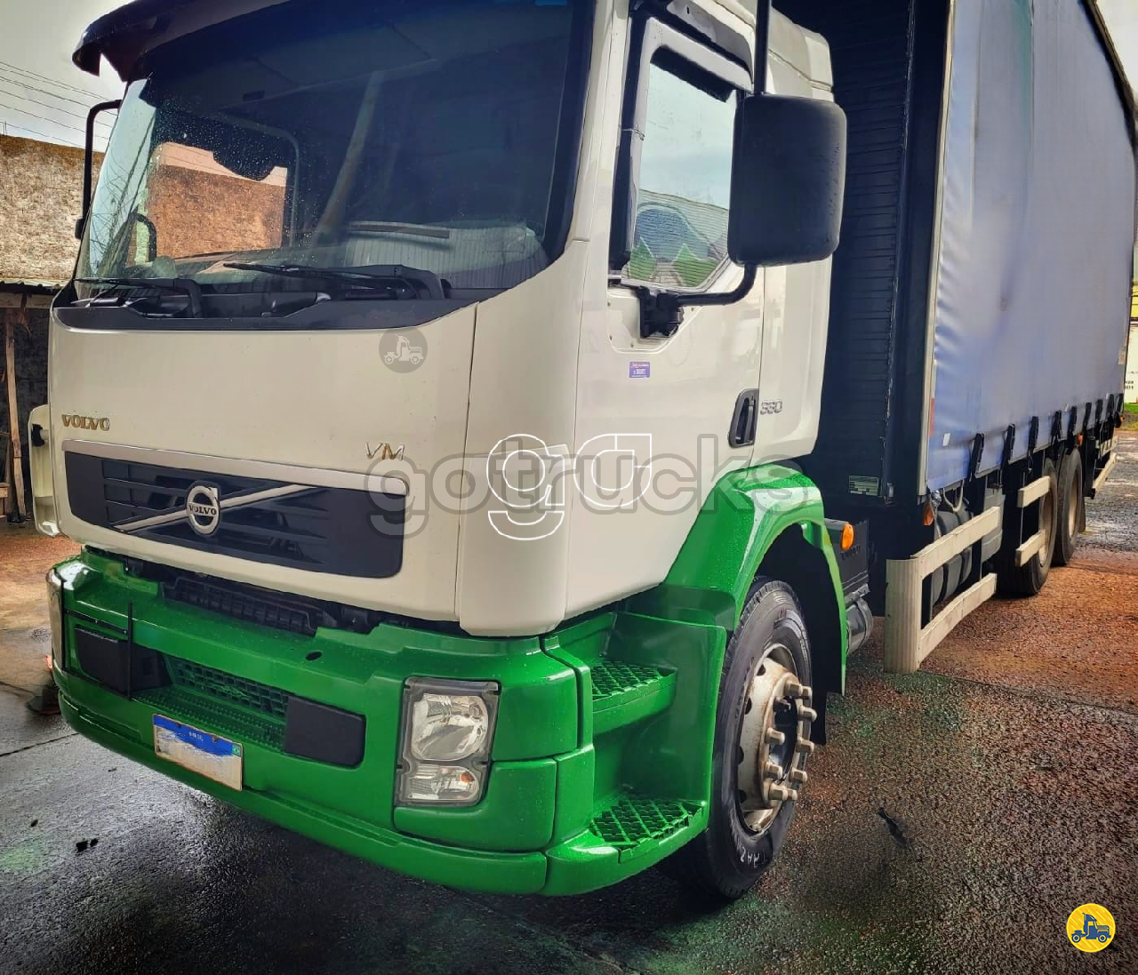 CAMINHAO VOLVO VOLVO VM 330 GO Trucks  CASCAVEL PARANÁ PR